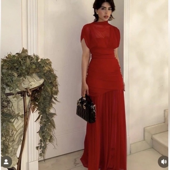 ZARA NWT COMBINATION TULLE MIDI Red DRESS SIZE SMALL BLOGGERS FAVE!!!